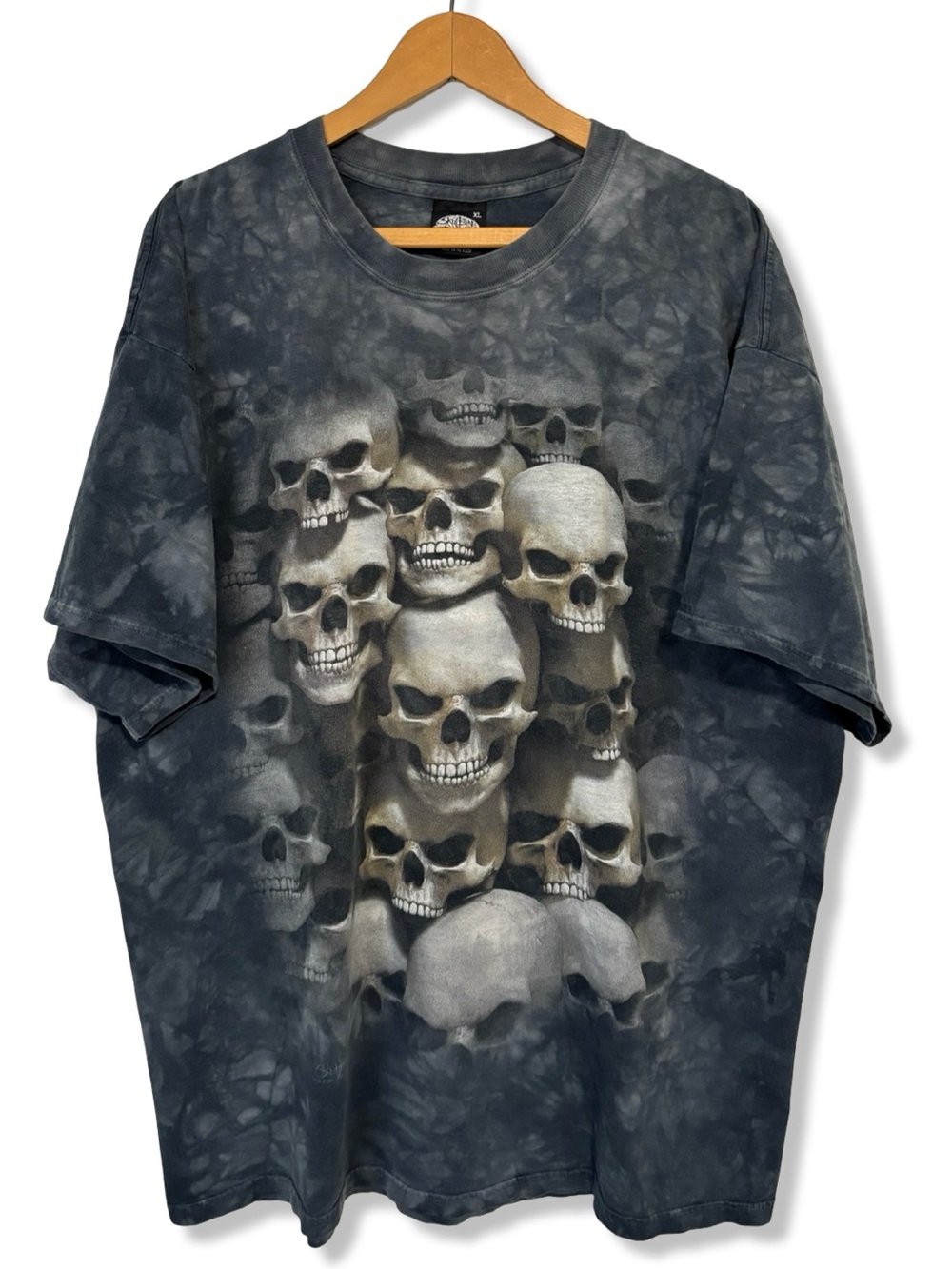 Vintage Y2K Black Tie-Dye Skull Graphic Tee